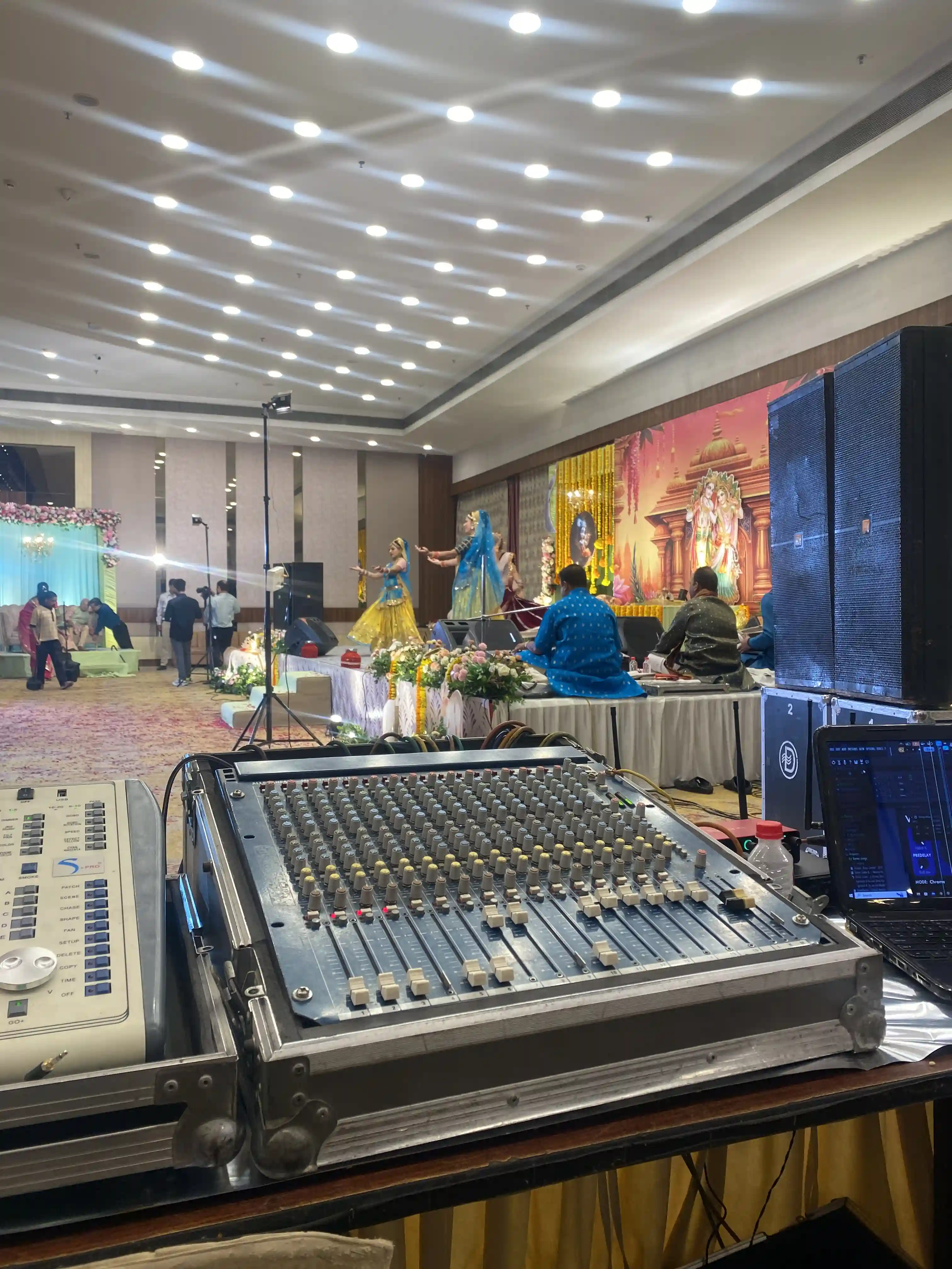 DJ Javed Live Performance